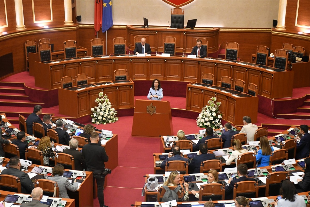 Arnavutluk'un başkenti Tiran'da, Güneydoğu Avrupa İşbirliği Süreci Parlamenter Asamblesi'nin...