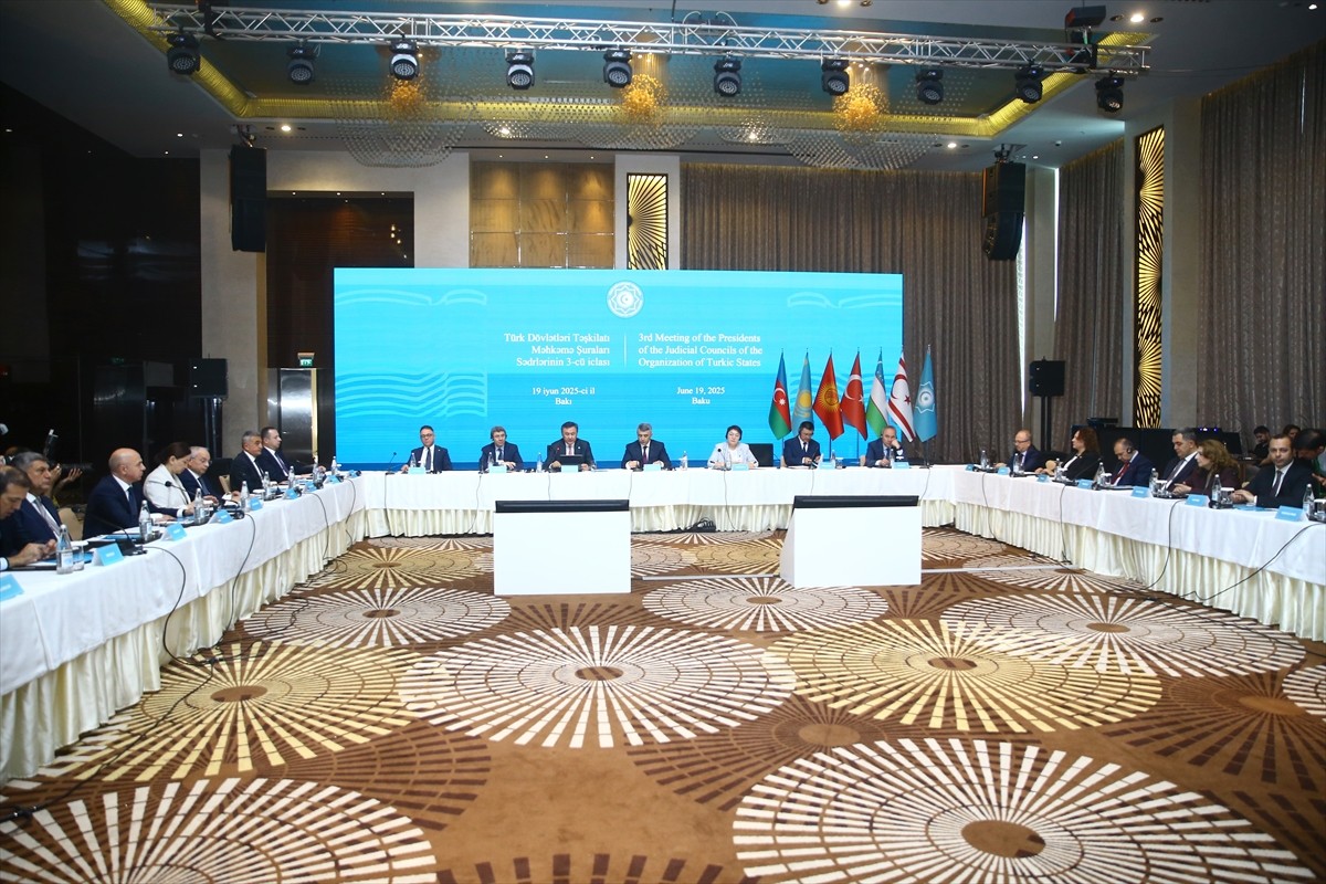 Azerbaycan'ın başkenti Bakü'de Türk Devletleri Teşkilatı (TDT) Hakimler Konseyi Başkanları 3....