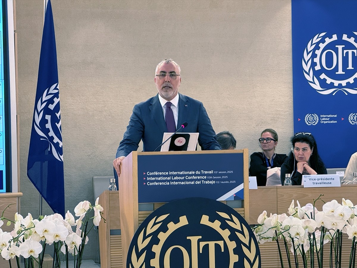 Çalışma ve Sosyal Güvenlik Bakanı Vedat Işıkhan, Uluslararası Çalışma Örgütünün (ILO), İsviçre'nin...