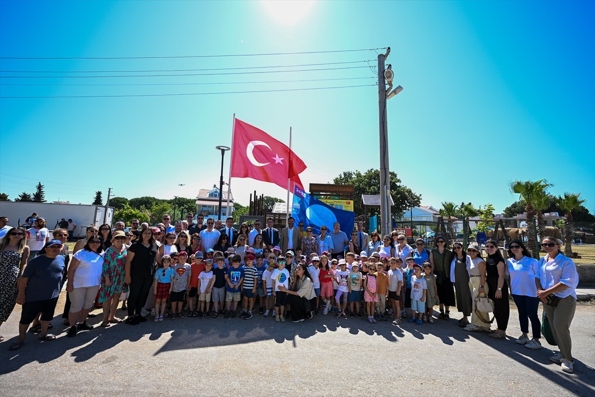 Çanakkale'deki Barış Plajı, Güzelyalı ve Dardanos Belediye halk plajları için yeniden kazanılan...