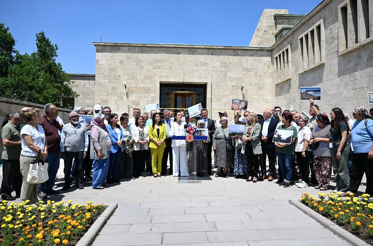 CHP, DEM Parti ve EMEP'in bazı milletvekilleri, enerji ve maden alanlarına yönelik düzenlemeler...