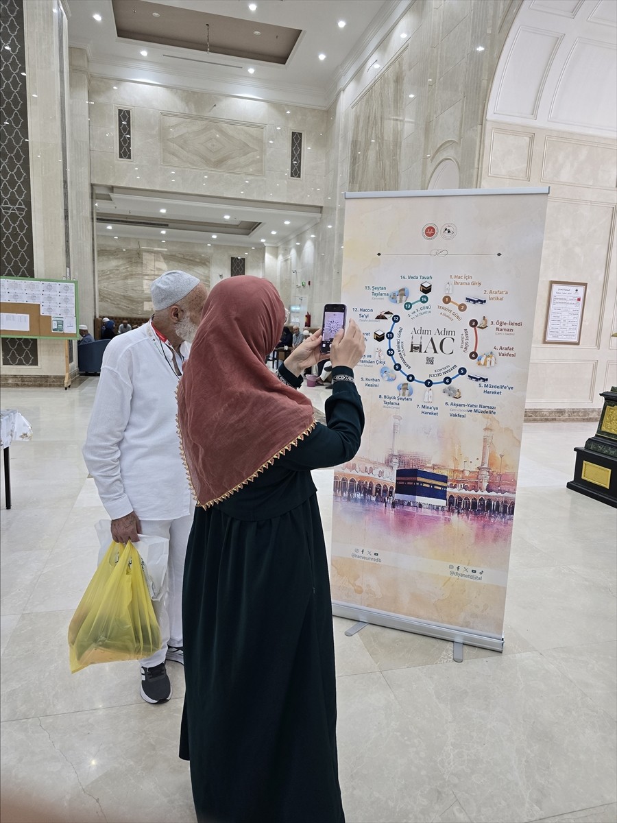 Diyanet İşleri Başkanlığı, hac ibadetini kolaylaştırmak amacıyla hacı adaylarına özel olarak...