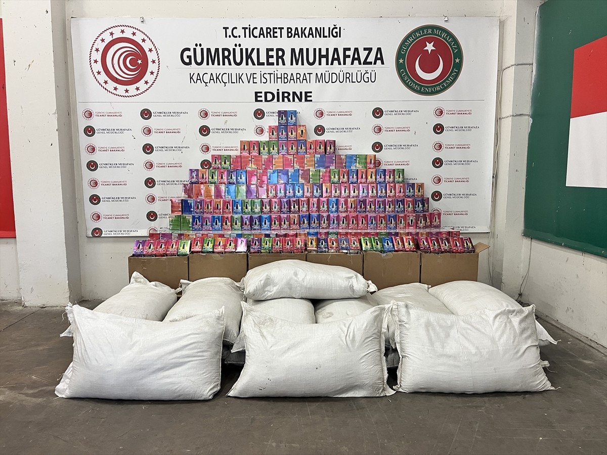 Edirne Gümrük Muhafaza Kaçakçılık ve İstihbarat Müdürlüğünce gerçekleştirilen kaçakçılık...