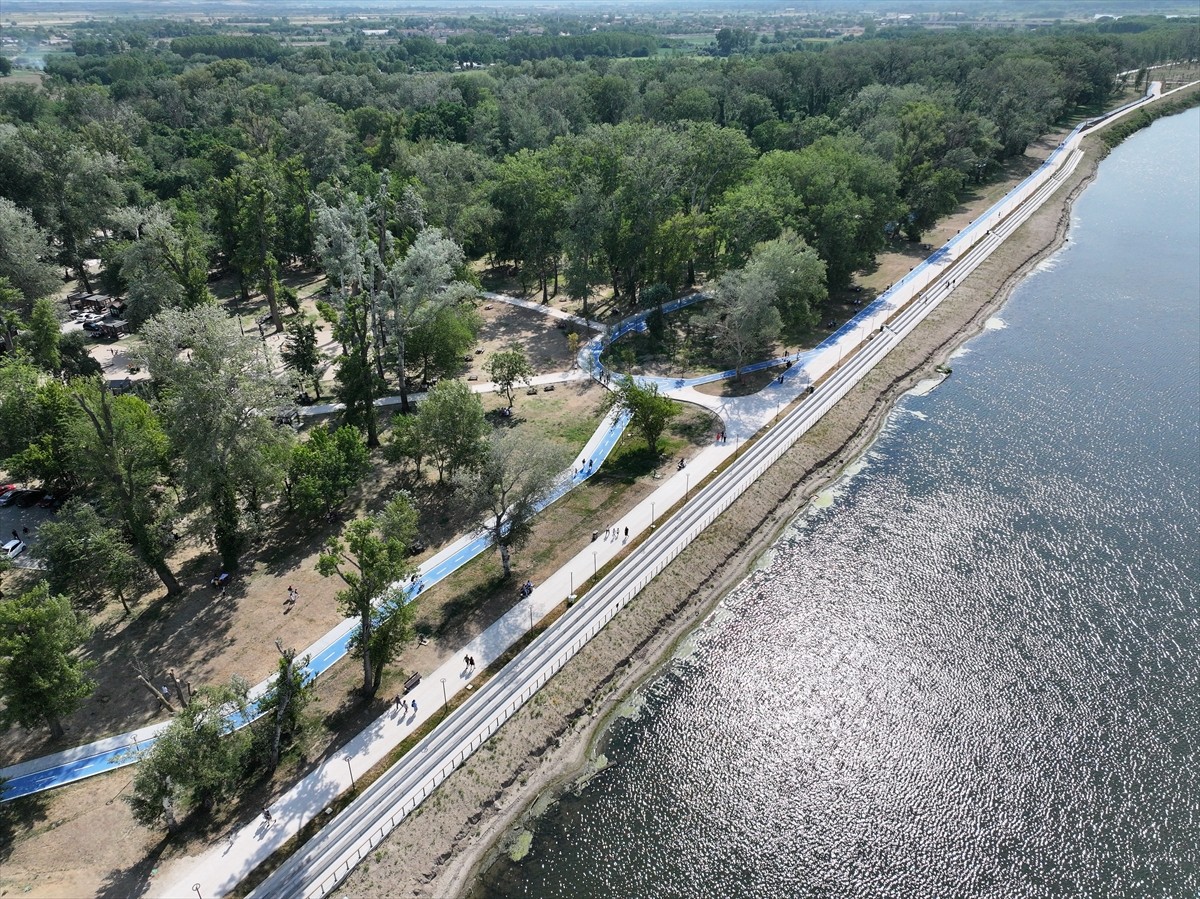 Edirneliler, TOKİ Başkanlığı tarafından Meriç Nehri kenarına yapılan ve İzzet Arseven Kent...