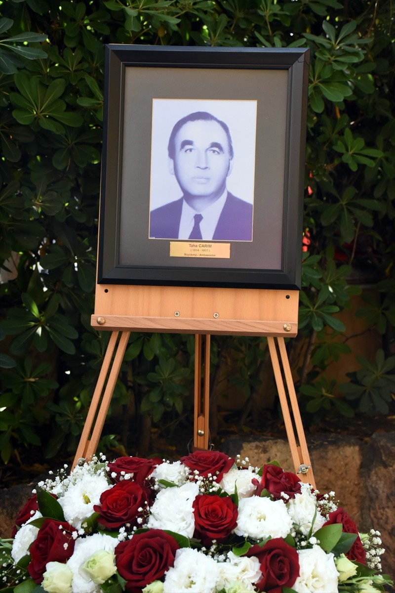 Ermeni terör örgütü JCAG tarafından 1977 yılında şehit edilen Türkiye'nin Vatikan Büyükelçisi Taha...