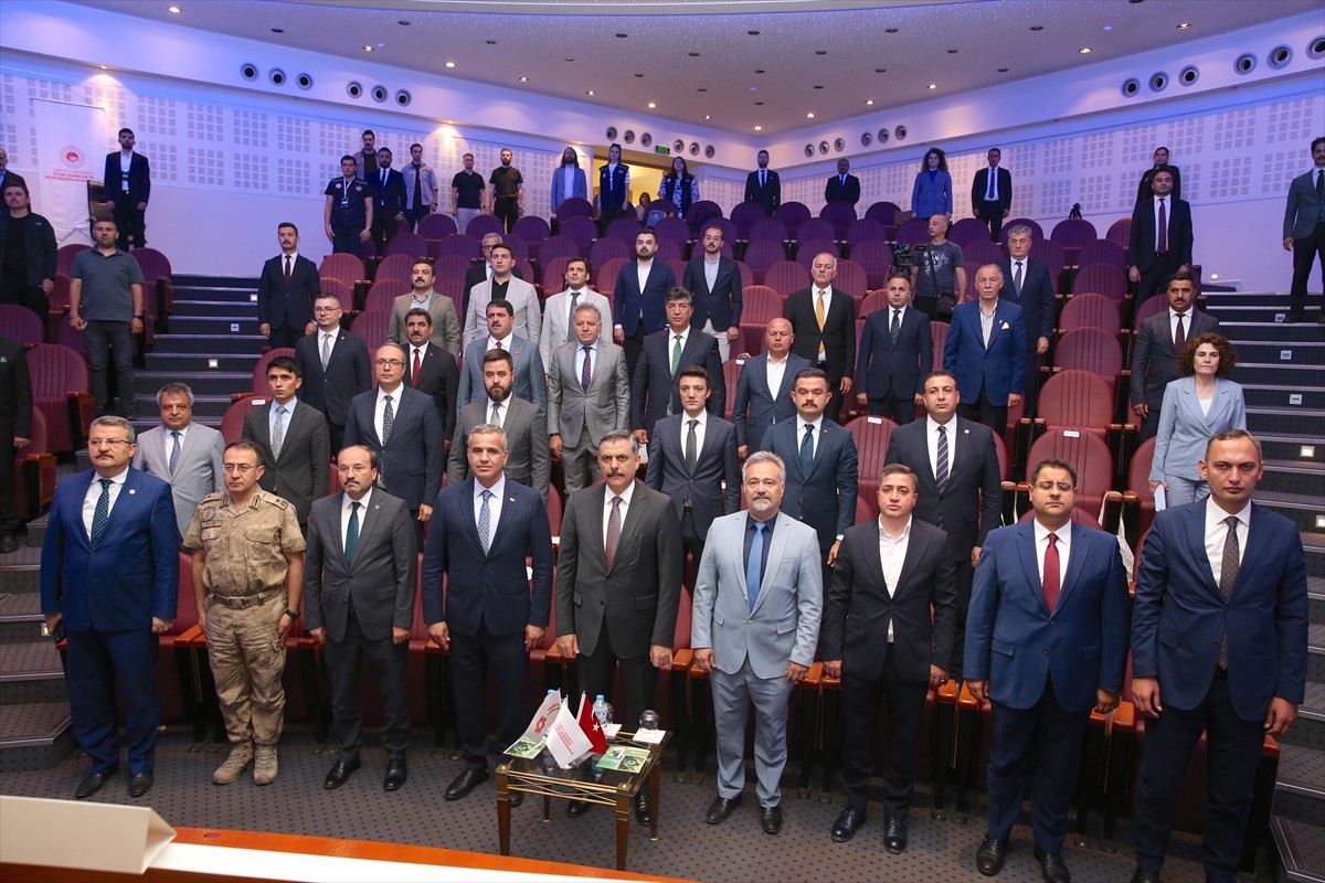 Erzurum'da, Türkiye Çevre Ajansı tarafından Atatürk Üniversitesi Prof. Dr. Kemal Bıyıkoğlu...