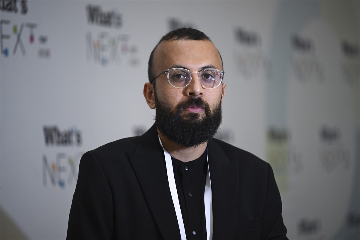 Filistinli sanatçılar, Filistinlilerin acılarını duyurmak için sanatını kullanıyor. Ödüllü foto...