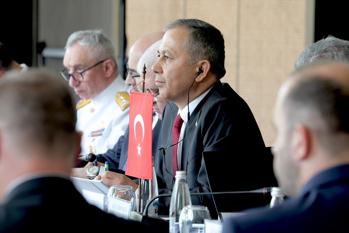 İçişleri Bakanı Ali Yerlikaya (fotoğrafta), Bulgaristan'ın başkenti Sofya'da, "Bulgaristan...