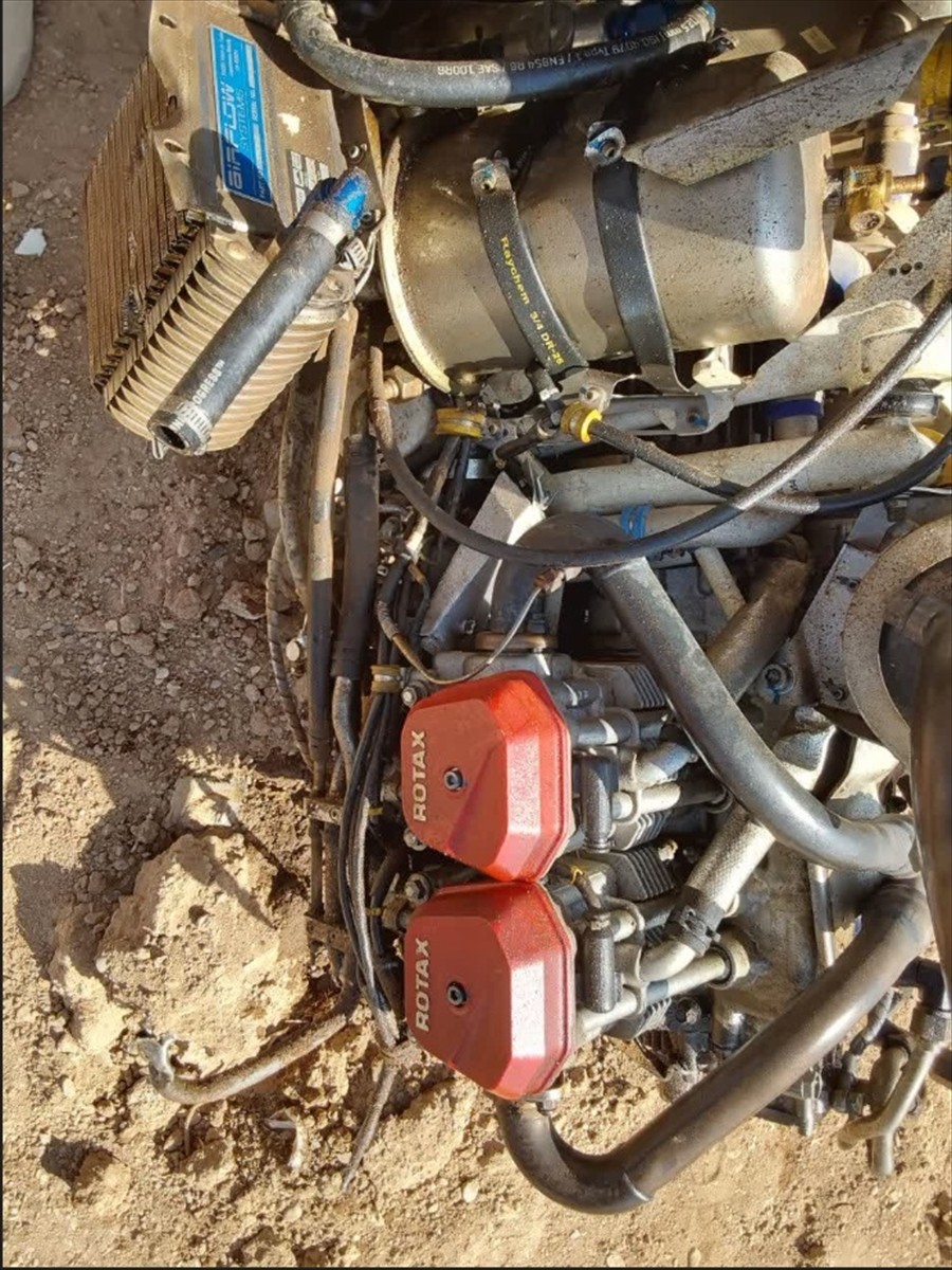 İran, İsfahan’ın doğu bölgesinde düşürüldüğü belirtilen İsrail’e ait "Hermes 900" silahlı insansız...