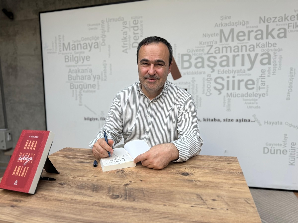 İstanbul Medeniyet Üniversitesi Öğretim Üyesi Prof. Dr. Lütfi Arslan, AA muhabirine açıklamalarda...