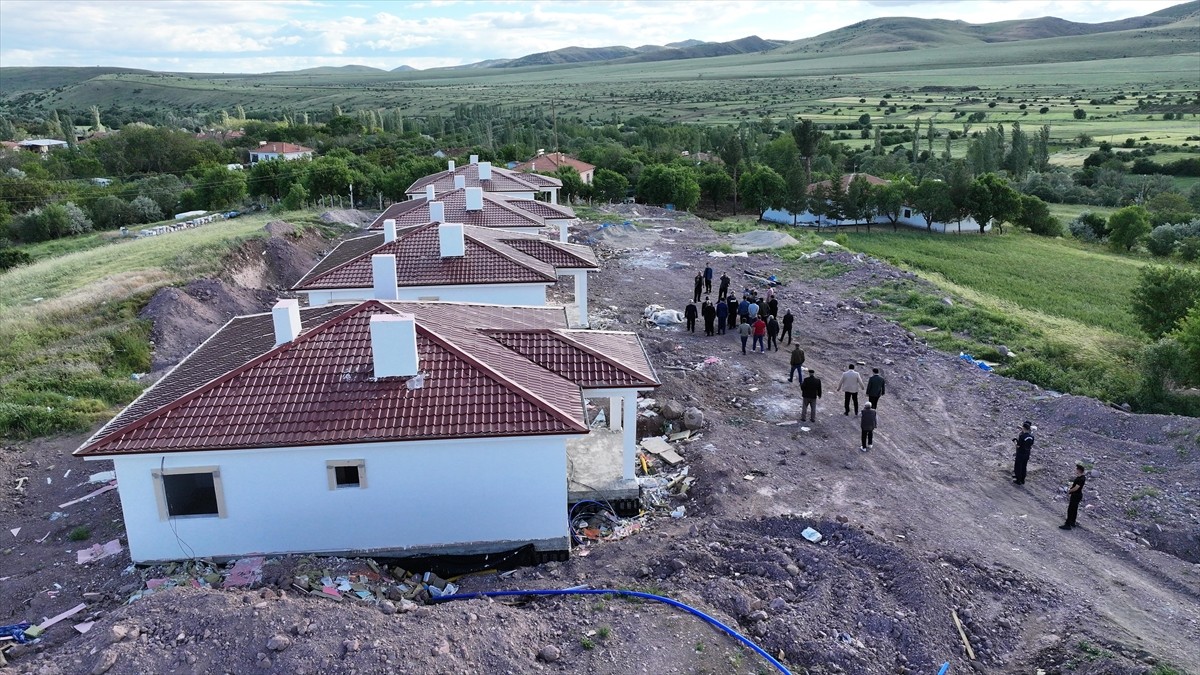 Kahramanmaraş merkezli 6 Şubat 2023'teki depremlerden etkilenen Malatya'nın Arguvan ilçesinde...