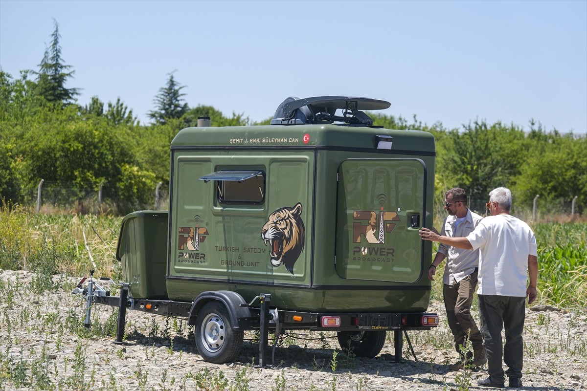Kahramanmaraş merkezli depremlerin ardından bölgede haberleşme ihtiyacının karşılanmasına destek...
