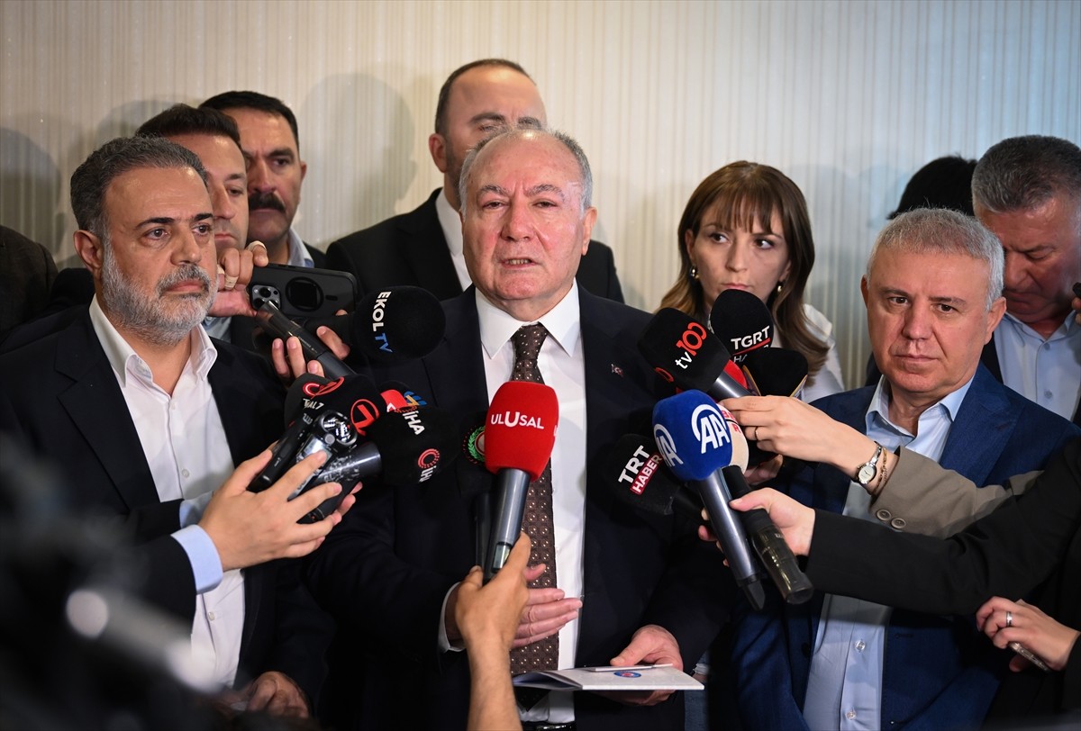 Kamu Toplu İş Sözleşmeleri Çerçeve Protokolü görüşmeleri kapsamında, Türk Ağır Sanayii ve Hizmet...