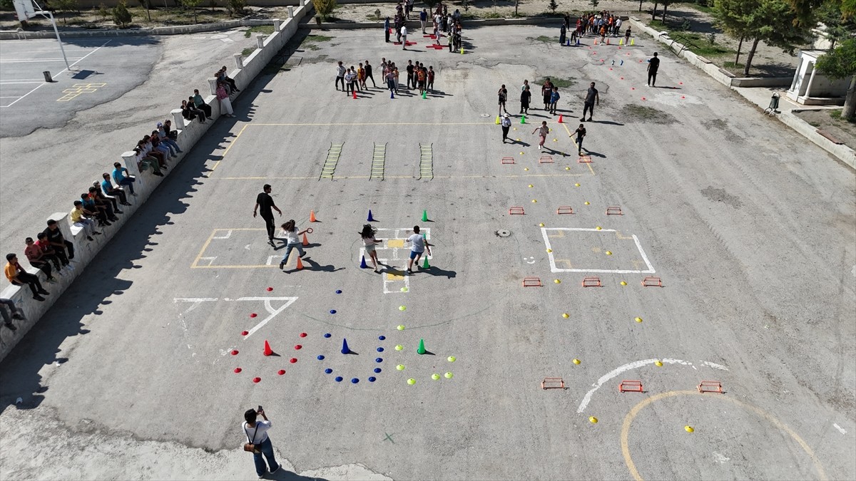 Karaman'da Gençlik ve Spor İl Müdürlüğünün 2019'dan bu yana gerçekleştirdiği "Eğlenceli Çocuk...