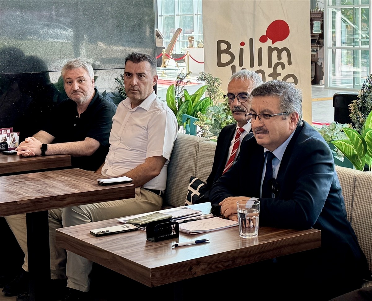 Kırşehir Ahi Evran Üniversitesi (KAEÜ) Bilim İletişimi Ofisi tarafından Yükseköğretim Kurulu...