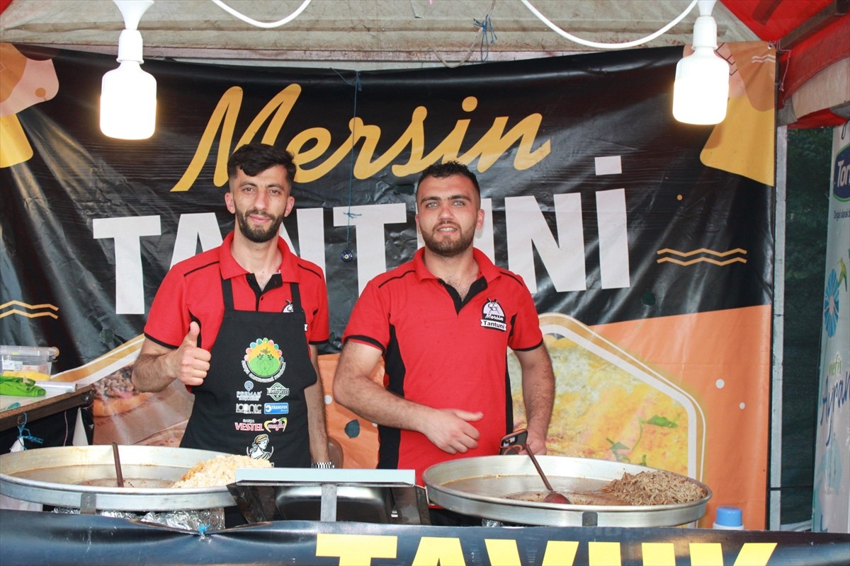 Muğla'nın Datça ilçesinde "1. Gastronomi Festivali" başladı. İlçede 4 gün sürecek festival...