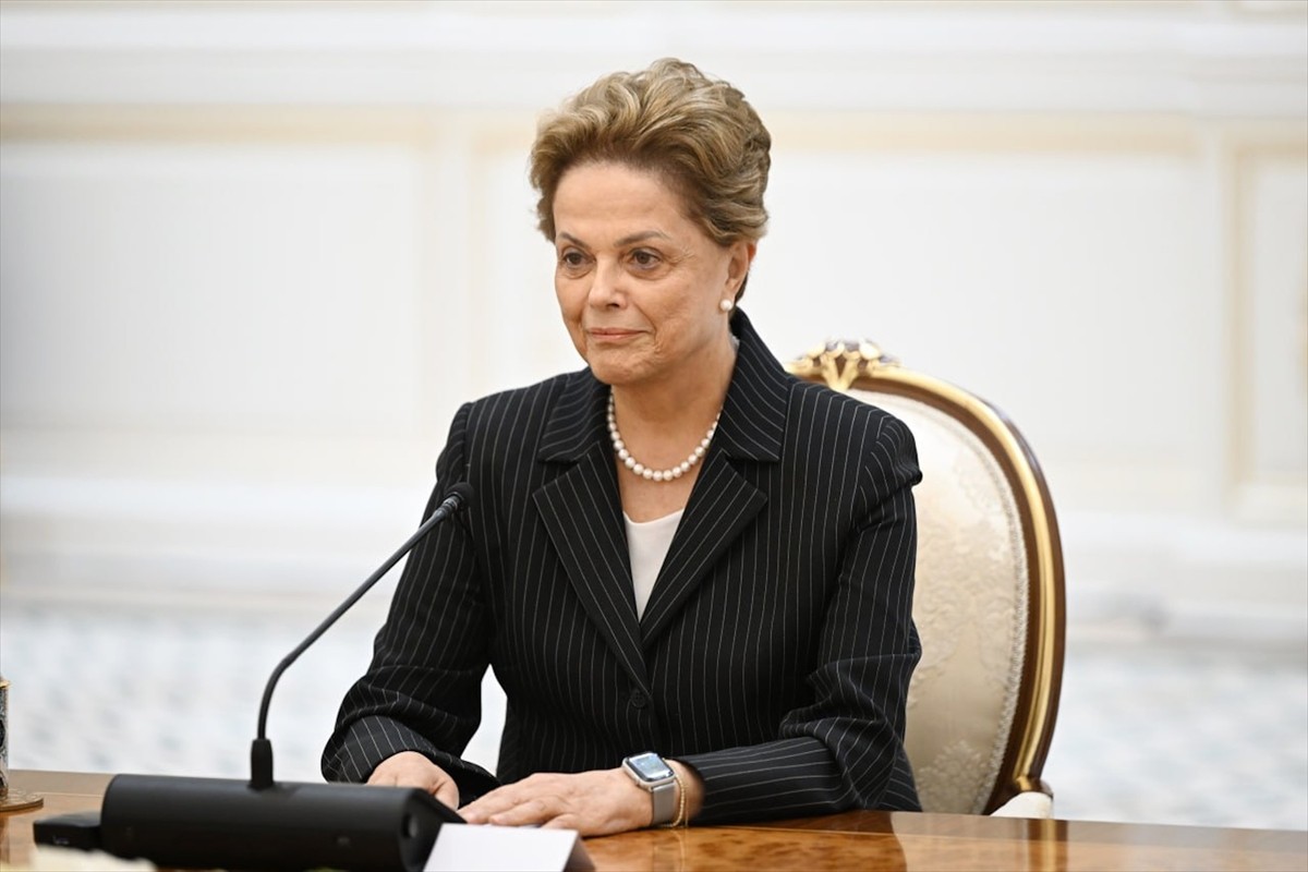 Özbekistan, BRICS bünyesindeki Yeni Kalkınma Bankasına (NDB) üye olacak. Özbekistan Cumhurbaşkanı...