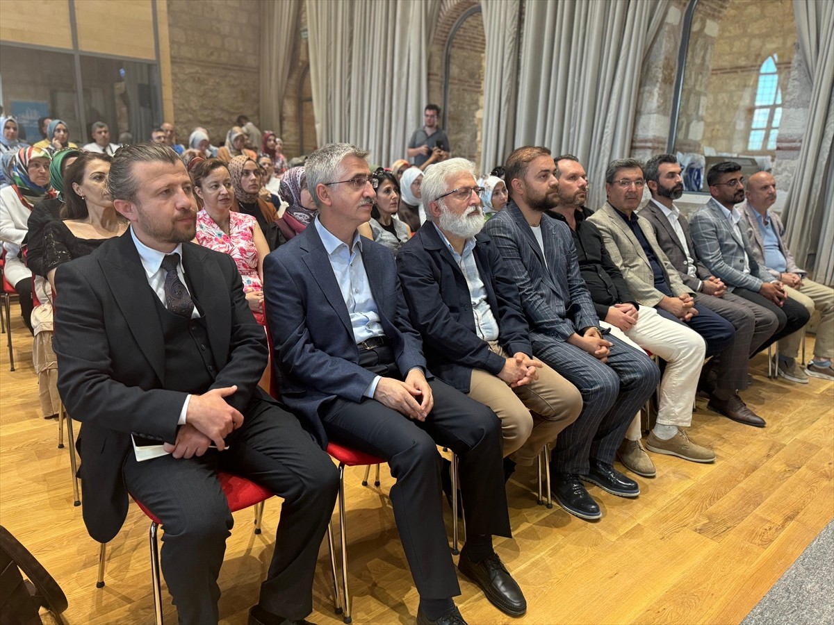 "Endülüs Okuma Projesi" kapsamında Mavera Vakfının desteğiyle bu yıl üçüncüsü düzenlenen "Sen...