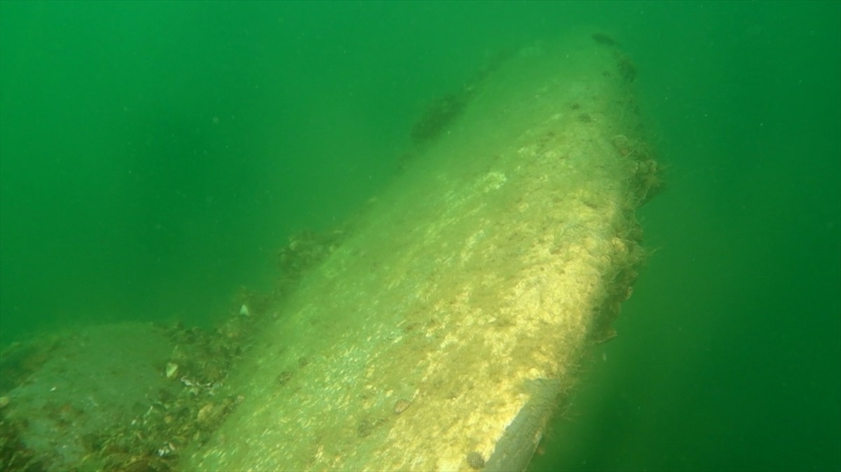 Sapanca Gölü'ne 1972'de düşen foto keşif uçağının enkazı, 53 yıl sonra gazeteci Hasan Coşkun...