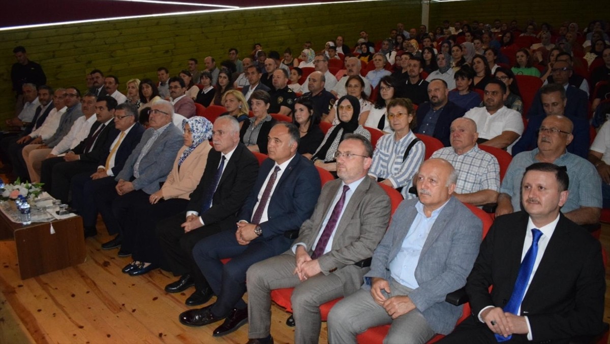 Sinop'ta, şair Ahmet Muhip Dıranas'ı anma etkinliği gerçekleştirildi. Erfelek Kaymakamlığı ve...