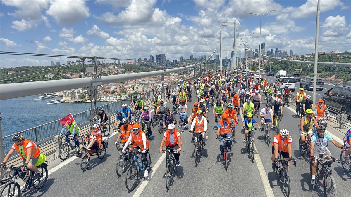 Trafikte Ortak Akıl Projeleri Derneği (TRAP) öncülüğünde, Bisikletliler Derneği ile birlikte...