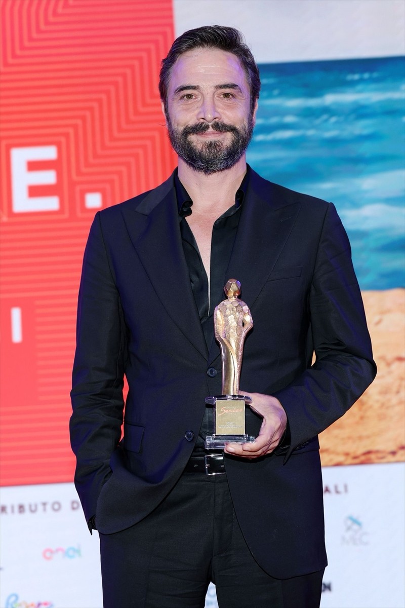 TRT'nin uluslararası dijital platformu tabii'nin orijinal dizisi "Gassal"ın başrol oyuncusu Ahmet...