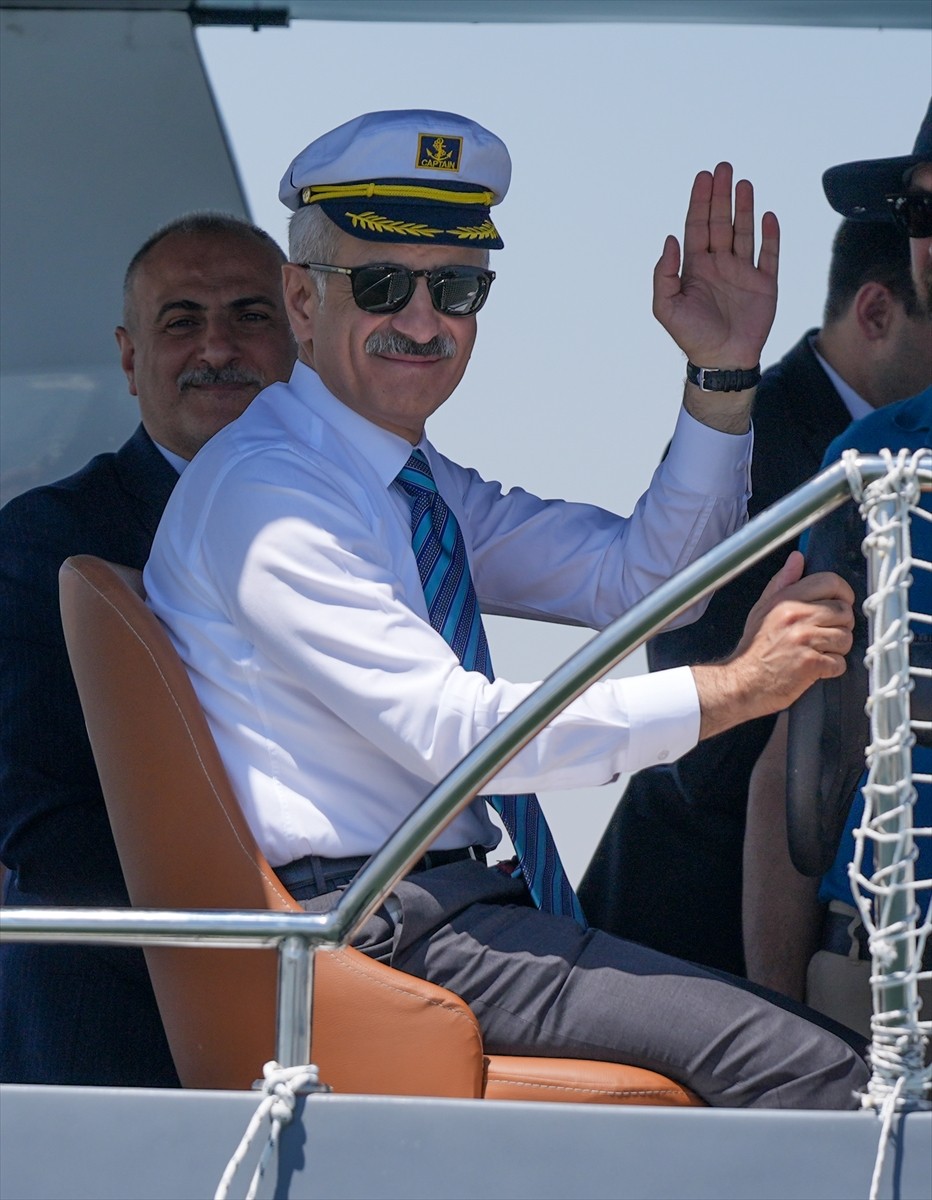 Ulaştırma ve Altyapı Bakanı Abdulkadir Uraloğlu, Uluslararası Denizciler Günü kapsamında, Ankara...