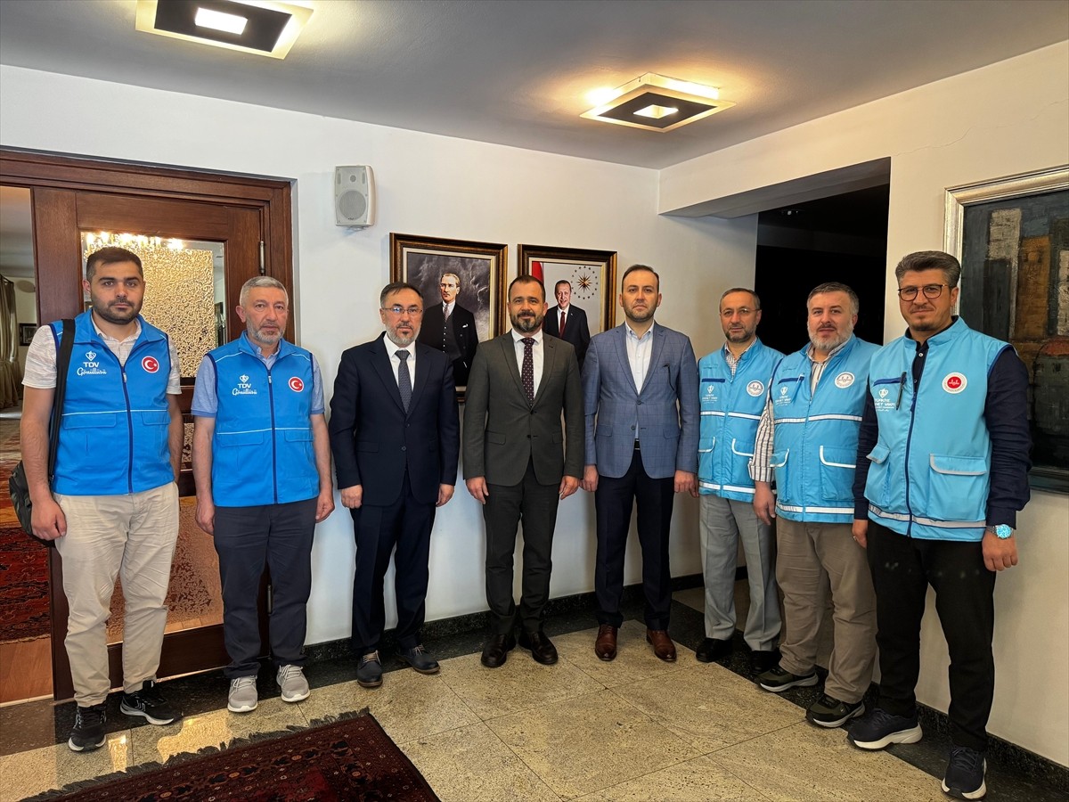 Vekalet yoluyla kurban kesim organizasyonu kapsamında Afganistan'da bulunan Türkiye Diyanet Vakfı...