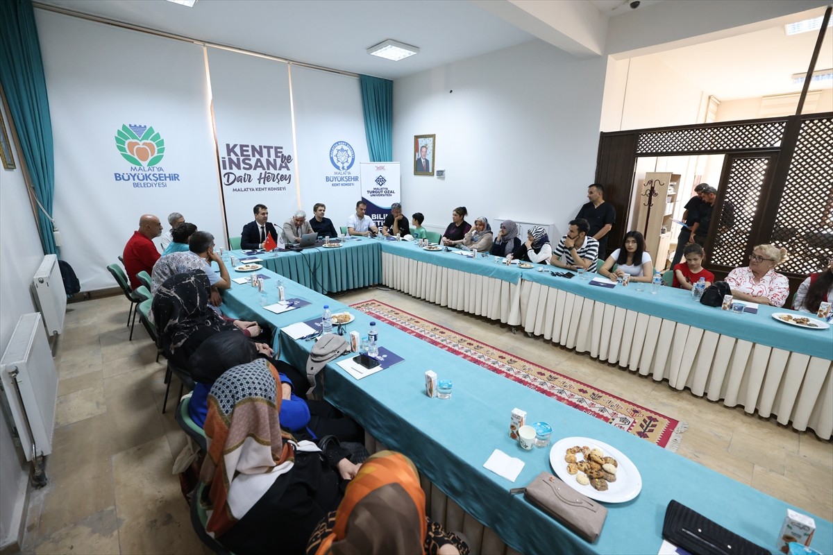 Yükseköğretim Kurulu (YÖK) ve Malatya Turgut Özal Üniversitesi işbirliğinde "Günlük Yaşamsal...