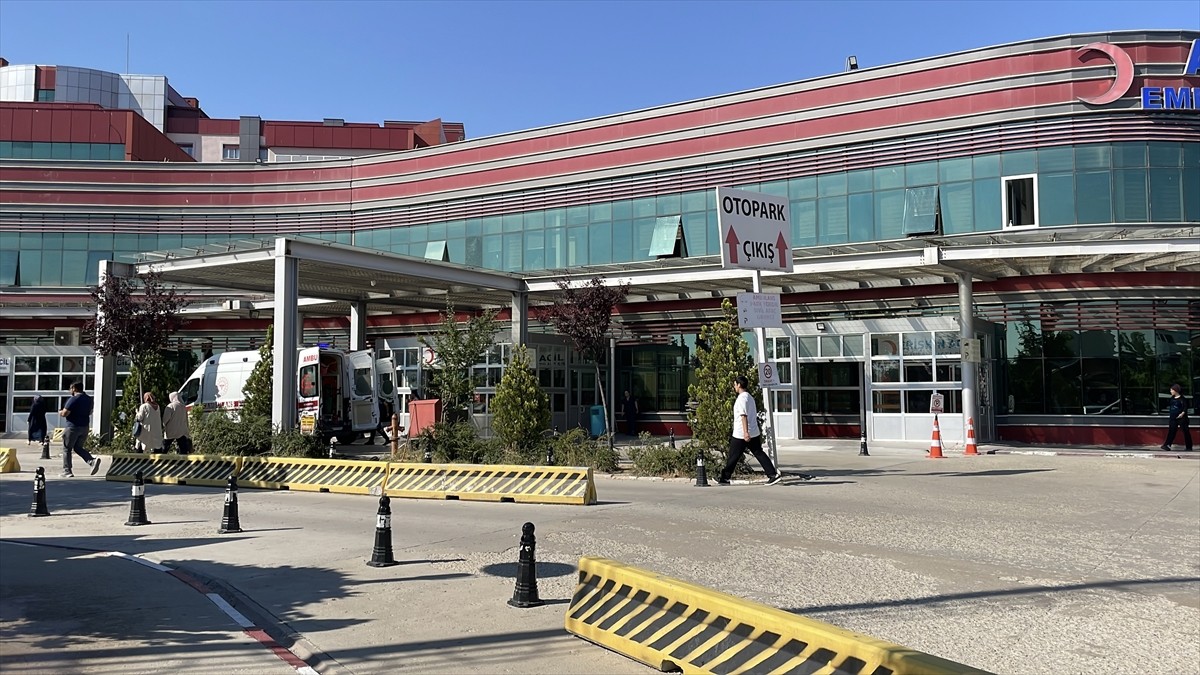 Afyonkarahisar'da tedavi gören 5 orman yangını yaralısının tedavisi tamamlandı. Afyonkarahisar...