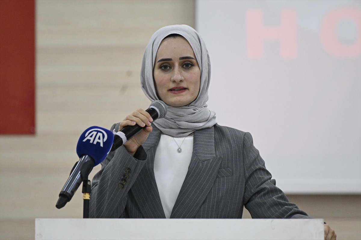 AK Parti Keçiören Kadın Kolları Başkanlığınca, "15 Temmuz Demokrasi ve Milli Birlik Günü" programı...