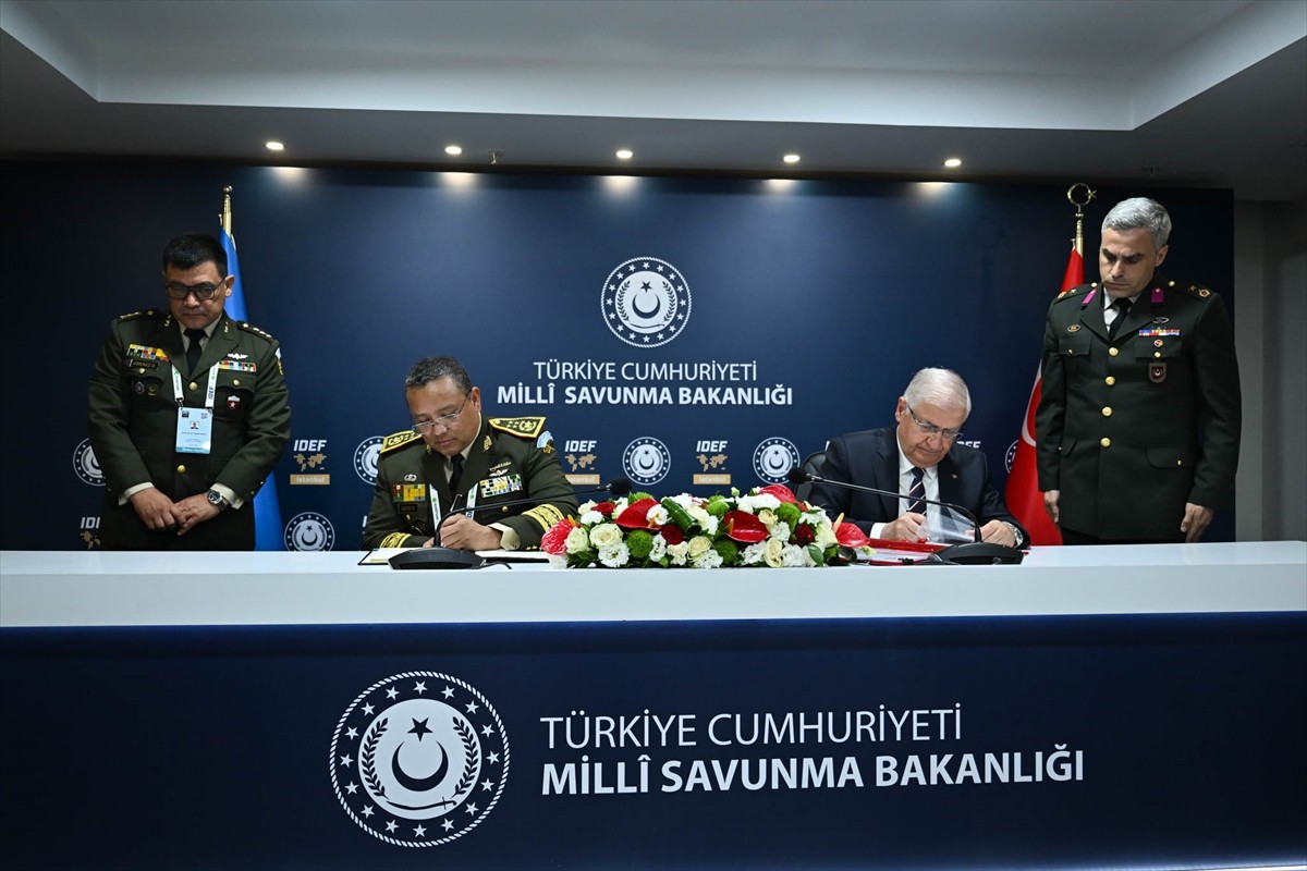 Anadolu Ajansının (AA) "Global İletişim Ortağı” olduğu 17. Uluslararası Savunma Sanayii Fuarı...