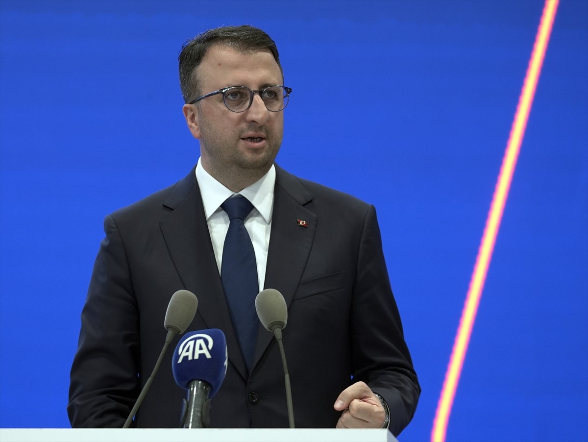 Anadolu Ajansının (AA) "Global İletişim Ortağı" olduğu 17. Uluslararası Savunma Sanayii Fuarı...