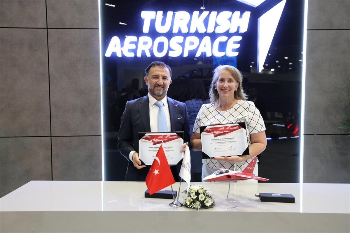 Anadolu Ajansının (AA) "Global İletişim Ortağı" olduğu 17. Uluslararası Savunma Sanayii Fuarında...