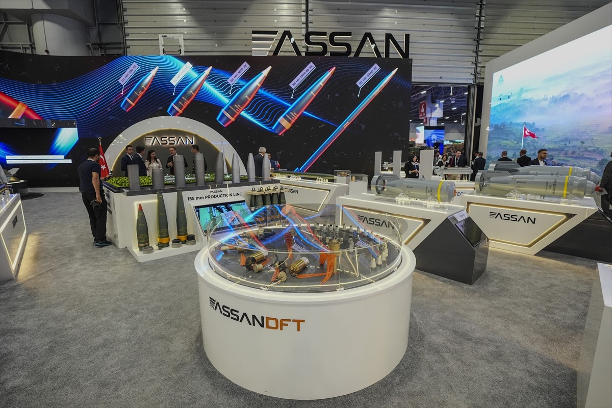 Anadolu Ajansının (AA) "Global İletişim Ortağı" olduğu IDEF 2025, Milli Savunma Bakanlığı ev...