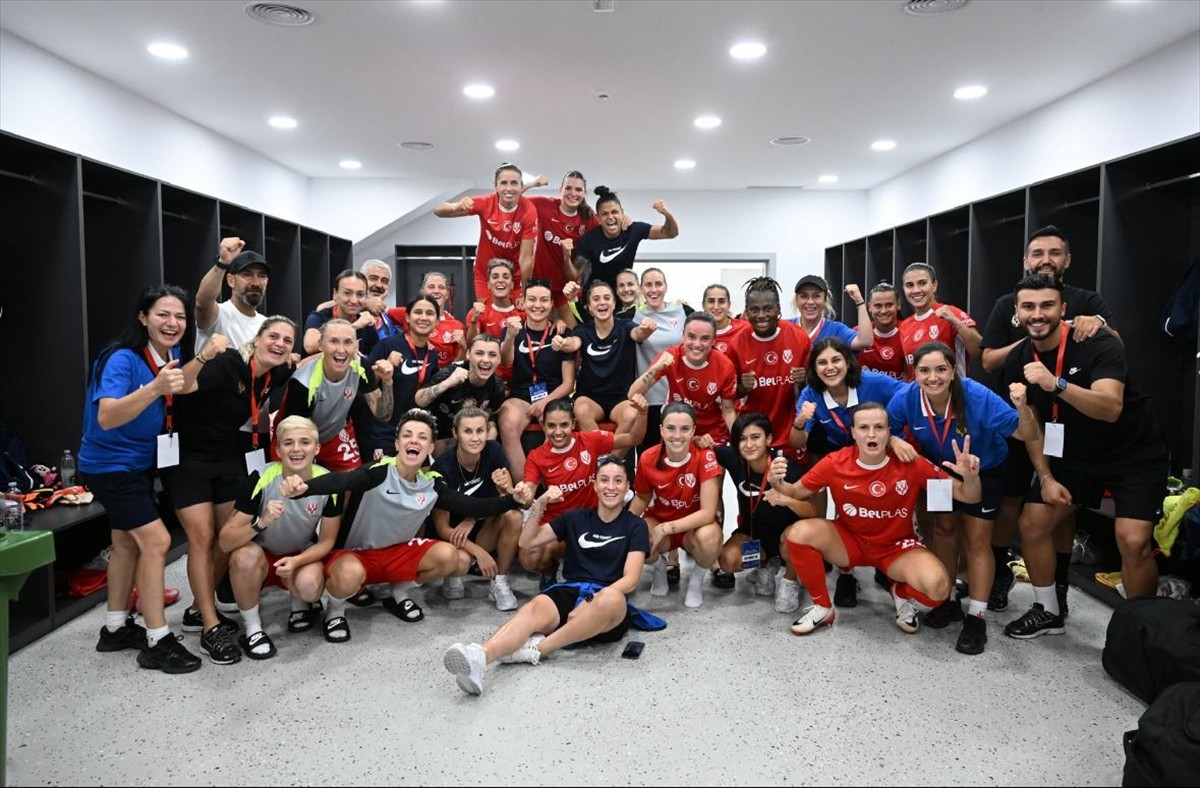 Ankara Büyükşehir Belediyesi (ABB) FOMGET Kadın Futbol Takımı, UEFA Şampiyonlar Ligi 1. eleme...