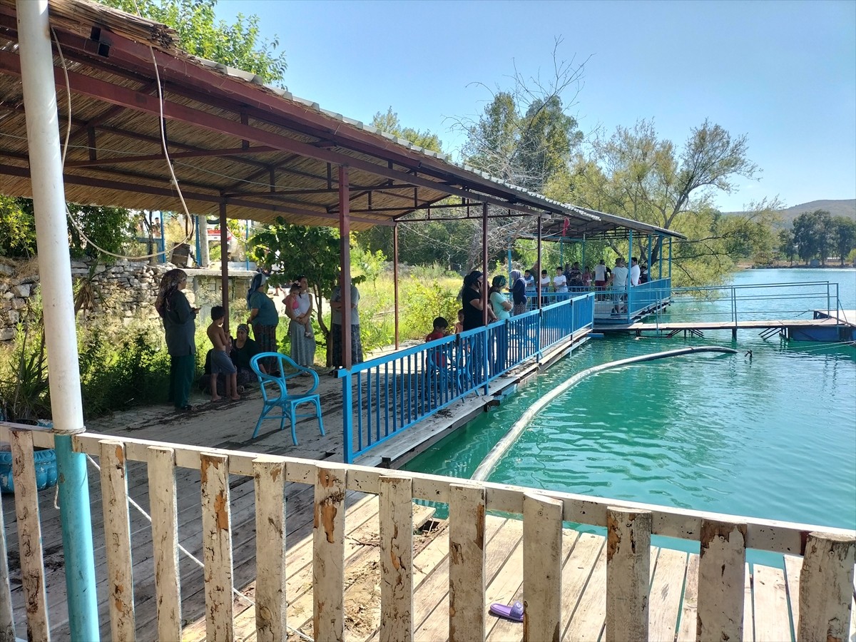 Antalya'nın Manavgat ilçesinde düşen terliğini almak için girdiği baraj gölünde kaybolan 16...