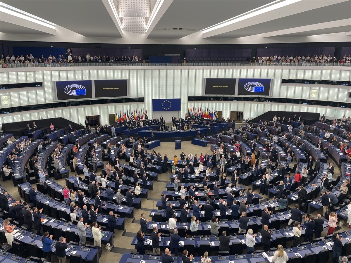 AP Genel Kurul oturumu, Bosna Hersek'te 1992-1995'teki savaşta yaşanan ve "Avrupa'da 2. Dünya...