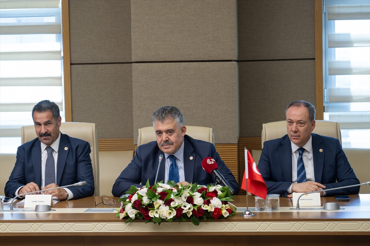 Arnavutluk Meclis Başkanı Elisa Spiropali, TBMM Güvenlik ve İstihbarat Komisyonu Başkanı Veysal...