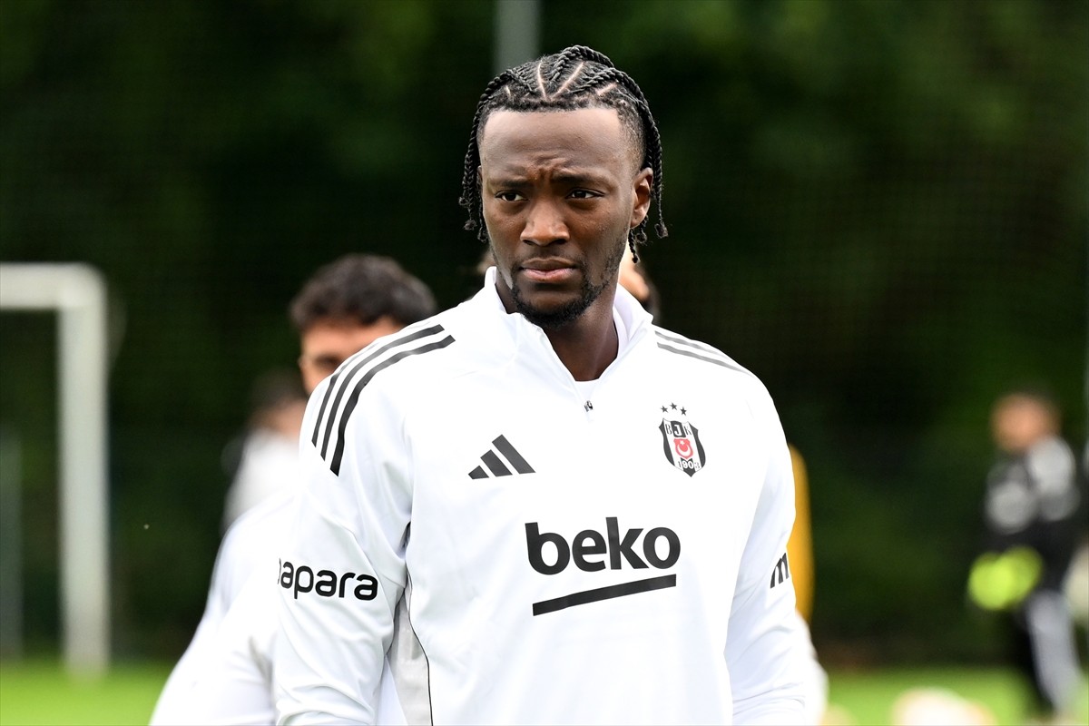 Avusturya'da sezon hazırlıklarının ikinci etap çalışmalarını sürdüren Beşiktaş, SV Bad Erlach...