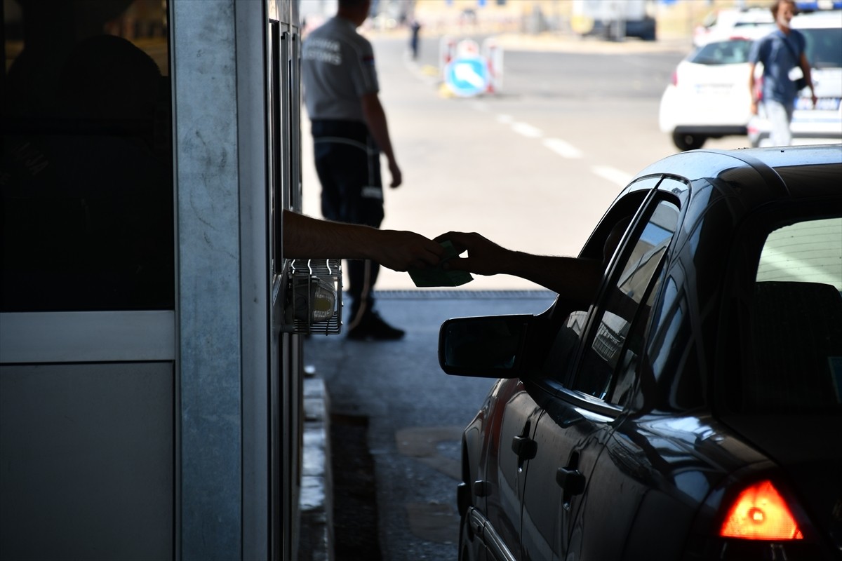 Balkan ülkeleri Kuzey Makedonya ile Sırbistan arasında yer alan Tabanovci-Preşevo Sınır...