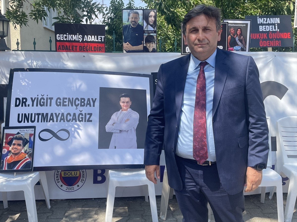 Bolu Kartalkaya Kayak Merkezi'ndeki Grand Kartal Otel'de çıkan yangında hayatını kaybeden Yiğit...