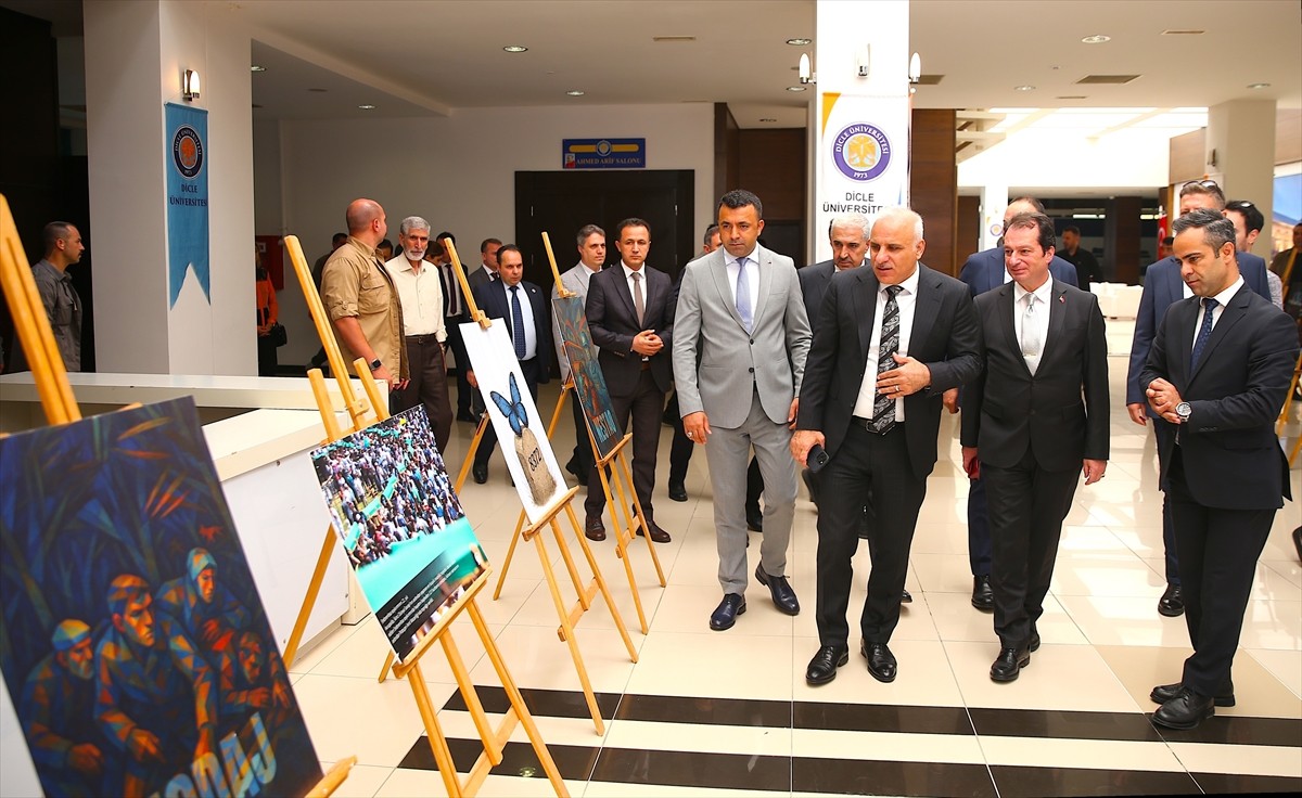 Bosna Hersek'in doğusundaki Srebrenitsa'da 1995'te Sırplar tarafından yapılan soykırımın 30. yılı...