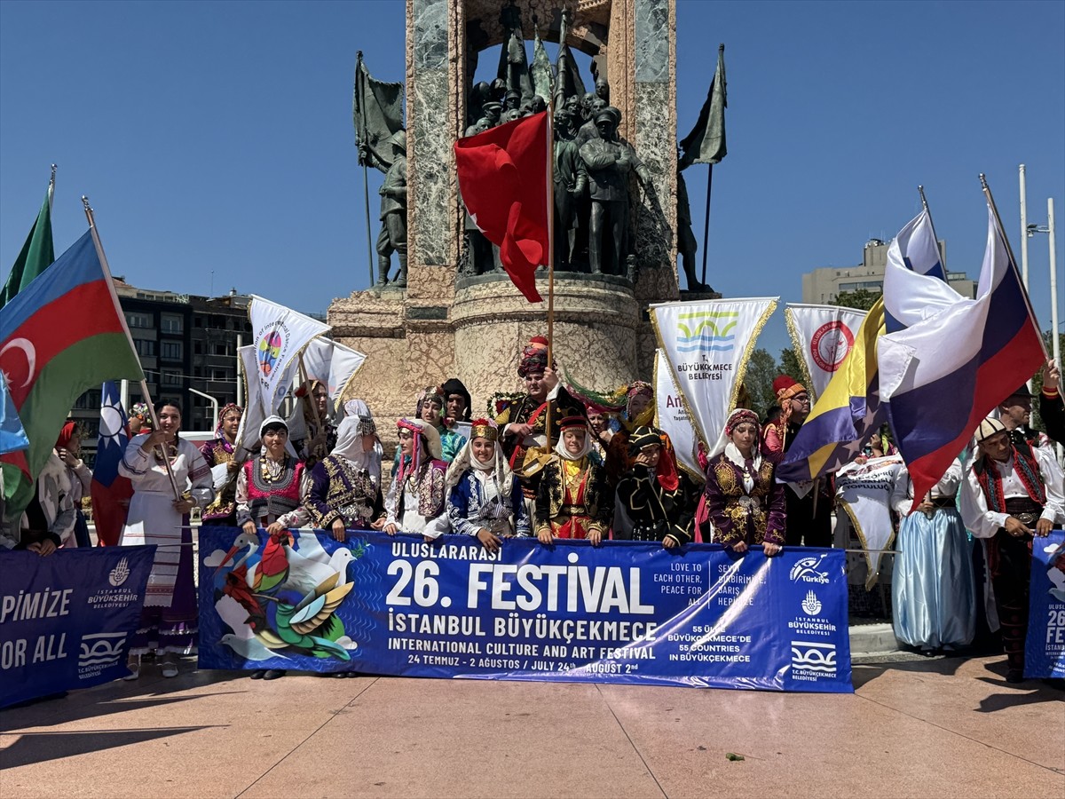 Büyükçekmece Belediyesince bu yıl 26. kez düzenlenen "Uluslararası İstanbul Büyükçekmece Kültür ve...