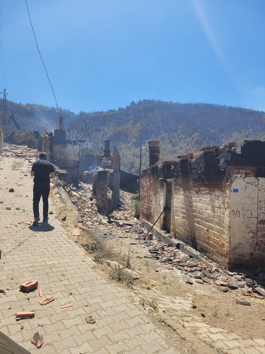 Çevre, Şehircilik ve İklim Değişikliği Bakanı Murat Kurum, Karabük, Bilecik, Sakarya ve...