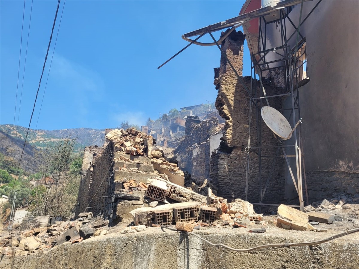 Çevre, Şehircilik ve İklim Değişikliği Bakanı Murat Kurum, Karabük, Bilecik, Sakarya ve...