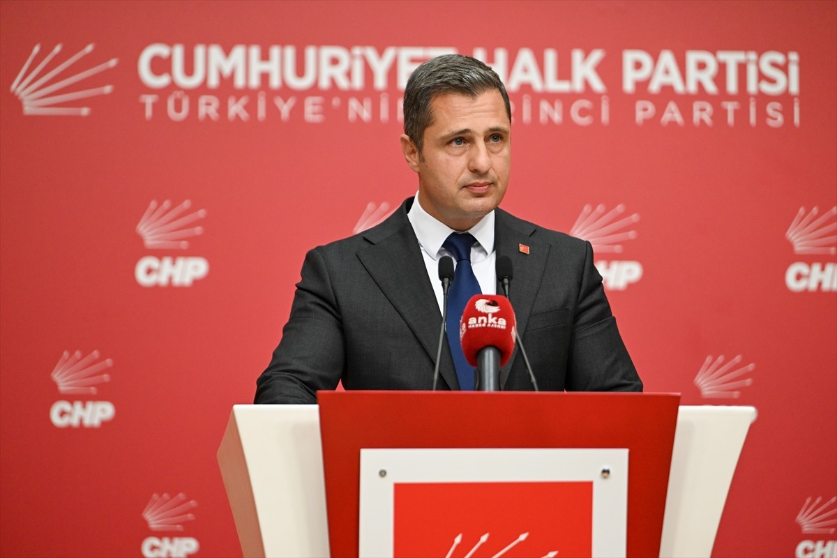 CHP Genel Başkan Yardımcısı ve Parti Sözcüsü Deniz Yücel (fotoğrafta), partisinin Merkez Yönetim...