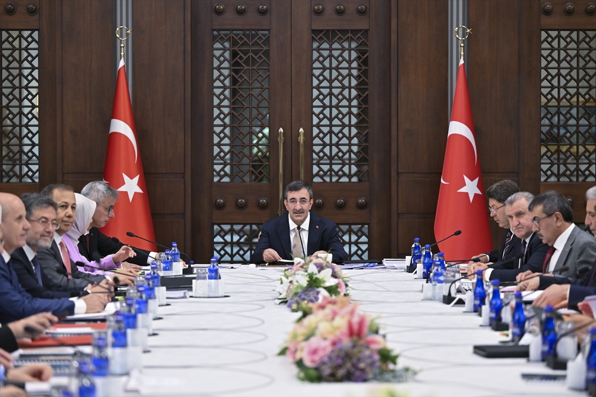 Cumhurbaşkanı Yardımcısı Cevdet Yılmaz'ın başkanlığında Bağımlılıkla Mücadele Yüksek Kurulu...