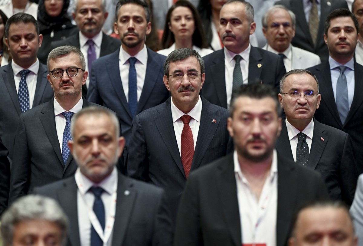 Cumhurbaşkanı Yardımcısı Cevdet Yılmaz ve Cumhurbaşkanlığı İletişim Başkanı Burhanettin Duran...