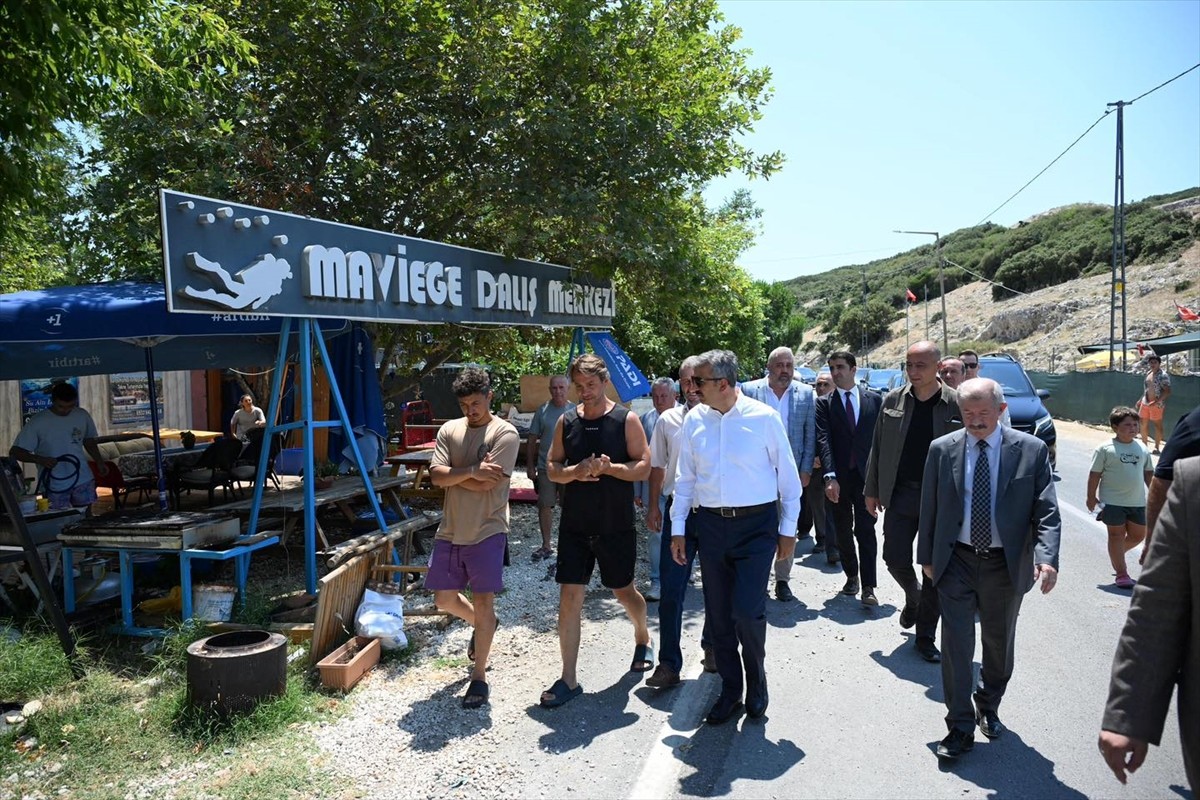 Edirne Valisi Yunus Sezer, Edirne'nin sahil köyleri ve kıyı bölgelerinde gerçekleştirdiği...